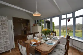 Bluebells, Beckley near Rye, England. Sleeps 6 - Image 3