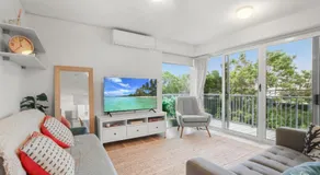 Windbourne Unit 6 101 The Esplanade Golden Beach - Image 2