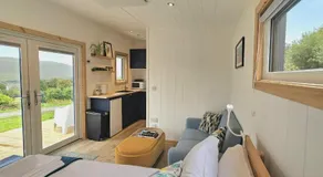 Croft Seven Cabins - Image 2