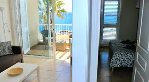 Beautiful Ocean View Apartment - Image 2