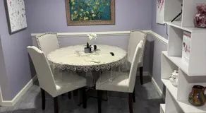 Beautiful 2 Bedroom Suite - Image 3