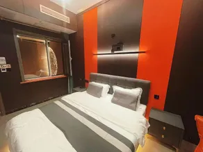 Homestay Hotel Party - Image 2