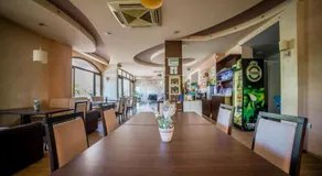 Step Hotel - Image 5