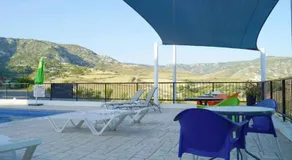 Panoramic Holidays - Deluxe 3 - Image 4