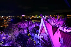 Crazy House - Image 3