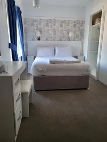 North Parade Seafront Accommodation - Image 2