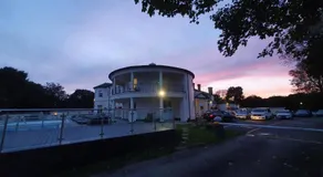 Mudeford Beach Lodge - Image 3