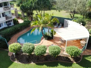 Surfside on the Beach Resort - Image 4