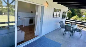 The Old Artist Residence, Boreen Point Boutique Accomodation - Image 3