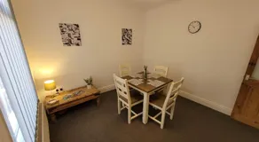 The Lawrence, Redcar - 2 Bedroom Victorian House - Free On-Street Permit Parking, Fast Wifi, Virgin TV - Perfect for Contractors, Families and Couples - Image 2