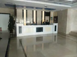 Yingshanhong Business Hotel - Image 4