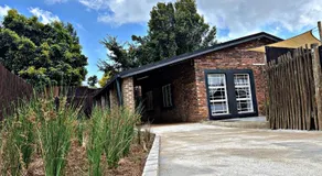 Lincoln Moon Guesthouse - Image 5
