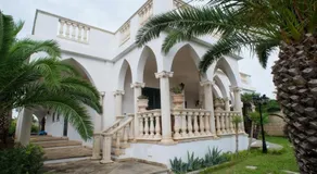 Michelle House - Image 5