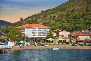 DEFNE LORINA - Image 5