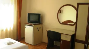 Hotel Nakra - Image 2