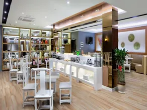 Elephant Trunk Hill Hotel - Image 3