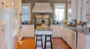 Robert Porter House Inn - Image 2