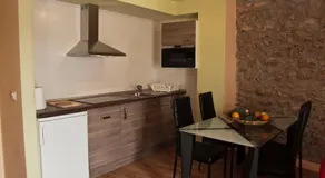 LA CASA DEL REBOTE - Image 2