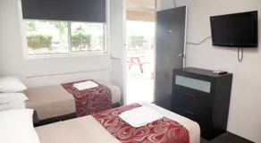 Royal Hotel Singleton - Image 2