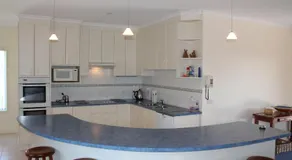 Red Rocks Road, Beach House in Cowes - Image 3