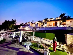Meili Resort - Image 2