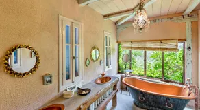Pavezzo Country Retreat - Image 5