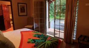 Private Pool & WiFi - Image 2