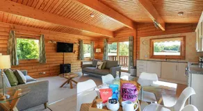 South Winchester Lodges - Image 3
