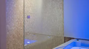 Hotel Il Girasole - Rooms & Luxury Private Spa - Image 3