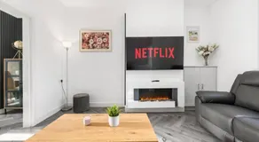 Modern & Stylish Stay in the Heart of Great Harwood - Image 2