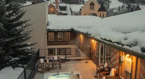Lift House Lodge, Pet Friendly Studio Condo - Image 3