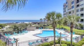 Appartement en copropriété convivial et familial avec piscine - Image 5