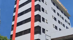 M Suites Hotel - Image 5