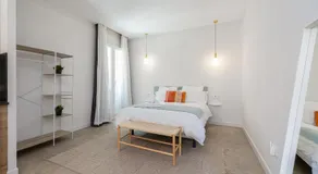 Diana Suites 23 - Image 2