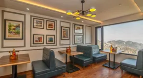 Hillside Home - Image 4