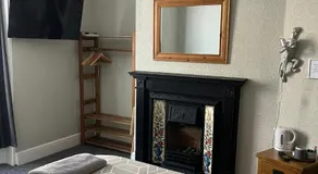 Bourton House - Image 2