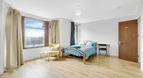 London House, Private loft and Rooms near Excel London - Image 2