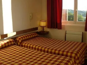 Hôtel Les Charmilles - Image 3