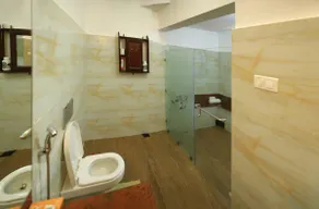 Camellia Premium Homestay - Image 2