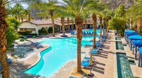 LV014 Legacy Villas Studio Overlooking the Pool - Image 3
