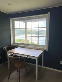 Budget Getaway with Fjord View - Image 4
