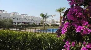 Beautiful three bed on Condado - Image 5