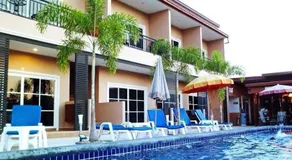 4 Palms Resort - Image 2