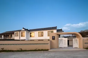 Floral Hotel Chongming Peak Shengxuan Homestay - Image 4