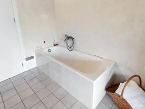 Abgelegene Wohnung mit Balkon - Image 3