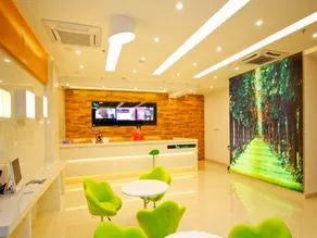 Vatica XuZhou XinYi Railway Station Square Hotel - Image 3