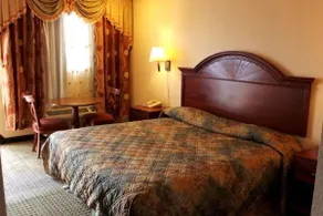 Summit Inn Hempstead - Image 2