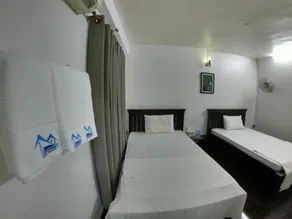 Sarah Guest House - Image 2