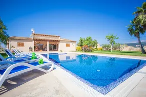 Voll ausgestattete schöne Villa mit Terrasse, Grill und Garten - Image 3