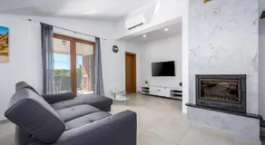 House Smoky with private pool and jacuzzi - Image 2